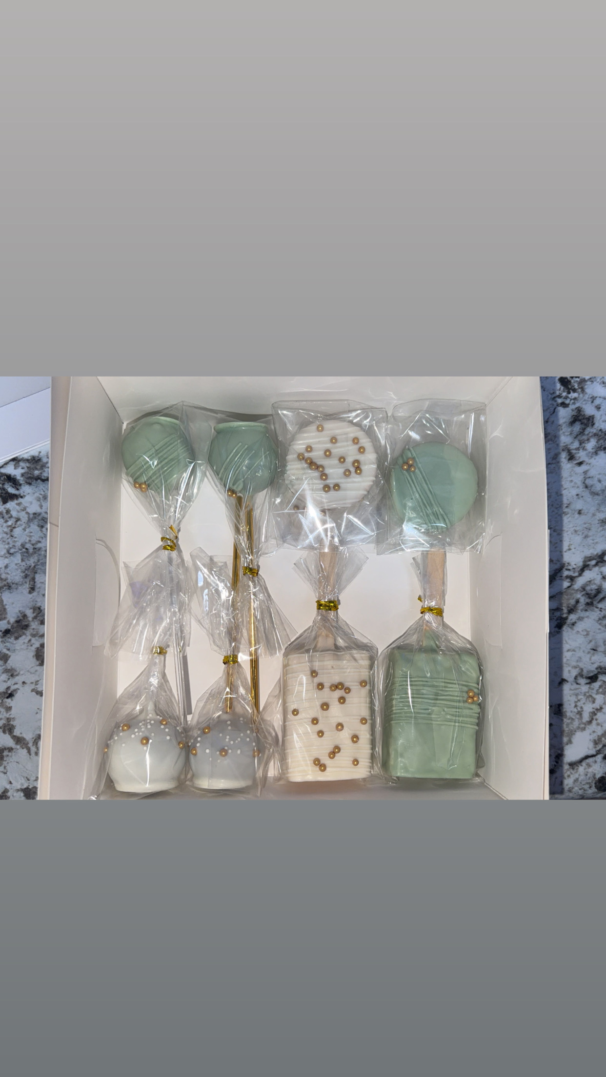 Wedding cakesicle sample